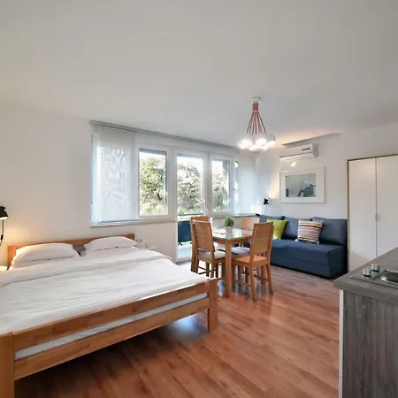 Vla Vla Apartments With Parking Zagreb Exterior photo