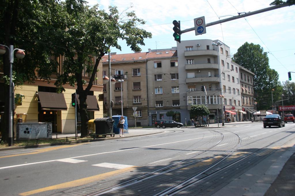 Vla Vla Apartments With Parking Apartment *